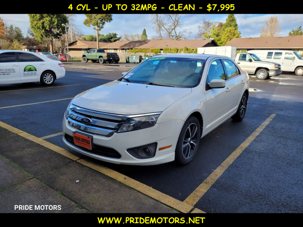 2012 Ford Fusion SE's photo