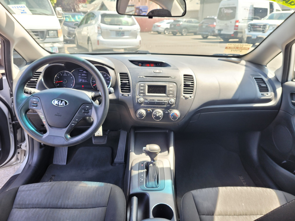 2014 Kia Forte LX - Photo 8