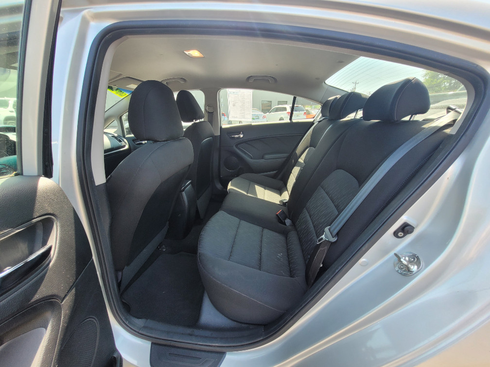 2014 Kia Forte LX - Photo 10