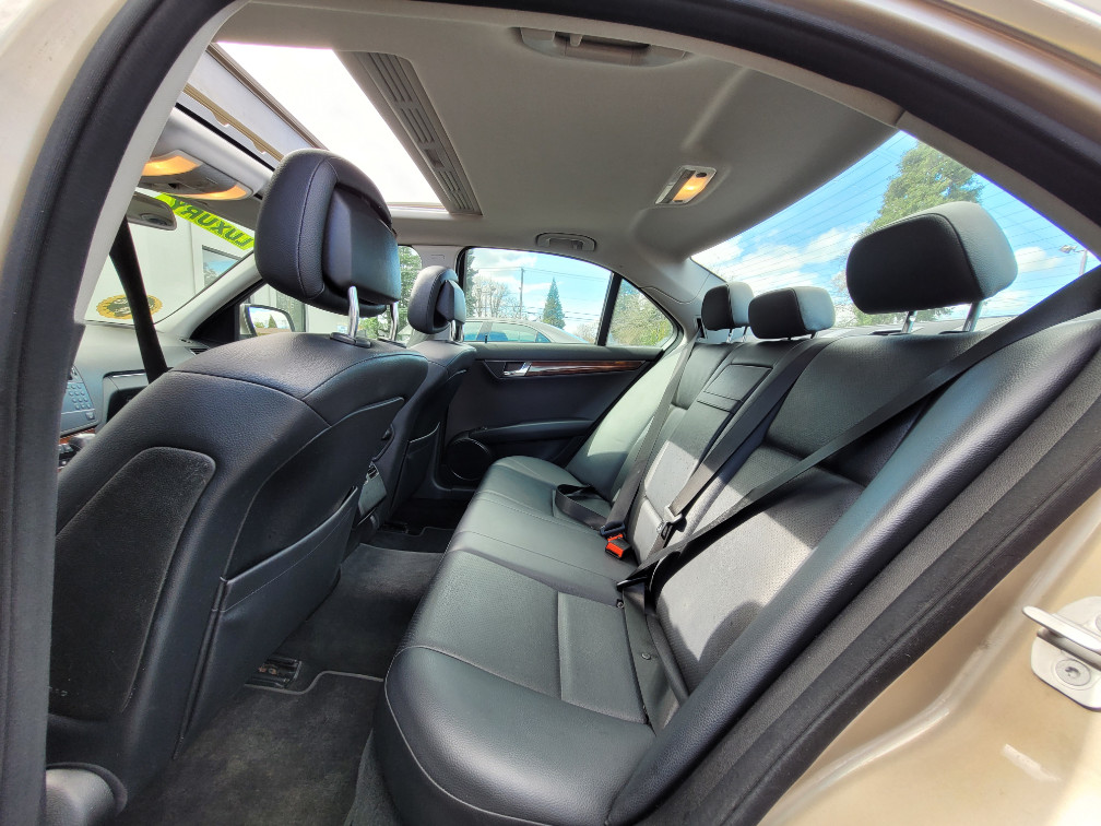 2008 Mercedes-Benz C-Class C300 Sport - Photo 9