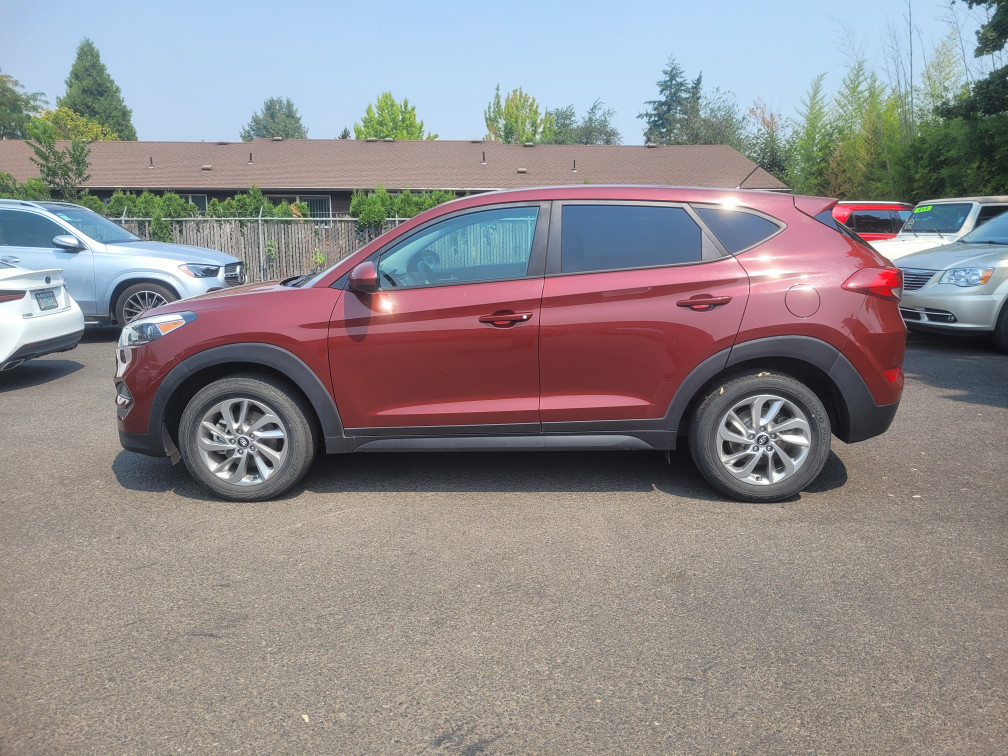 Additional photo of vehicle.
