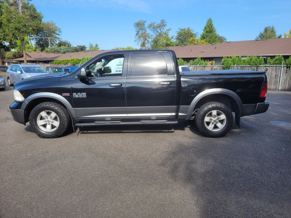 Additional photo of vehicle.