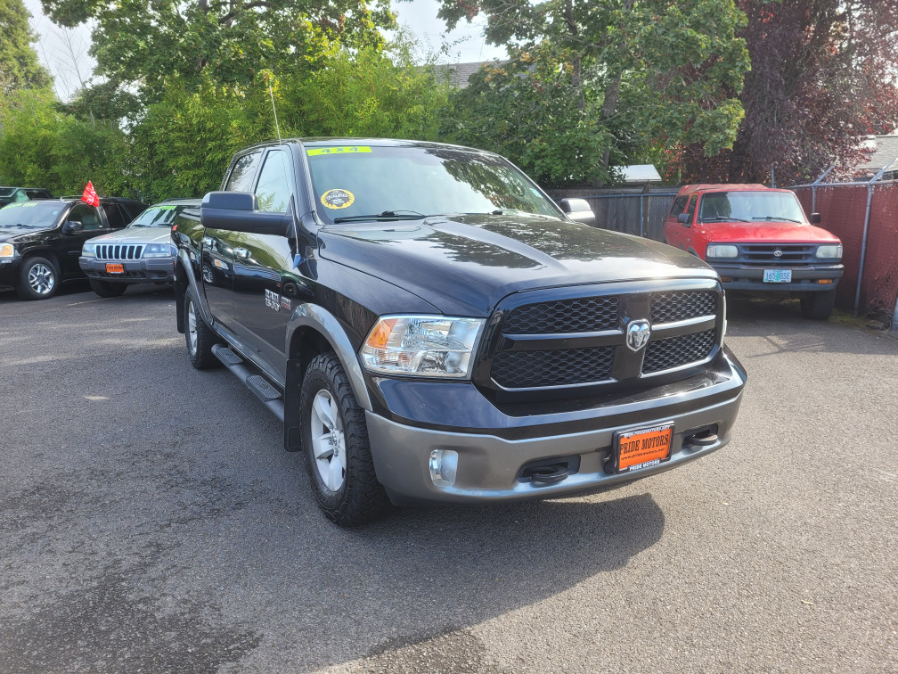 Additional photo of vehicle.