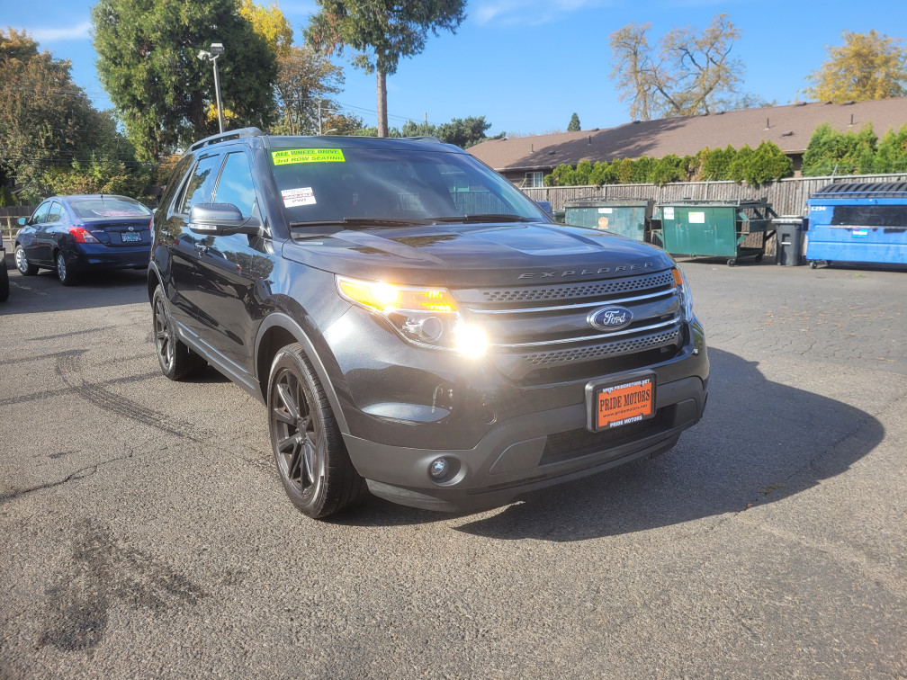 Additional photo of vehicle.