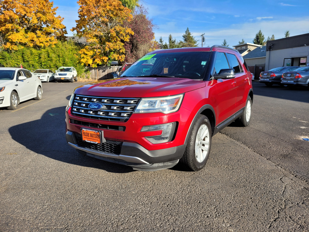 Additional photo of vehicle.