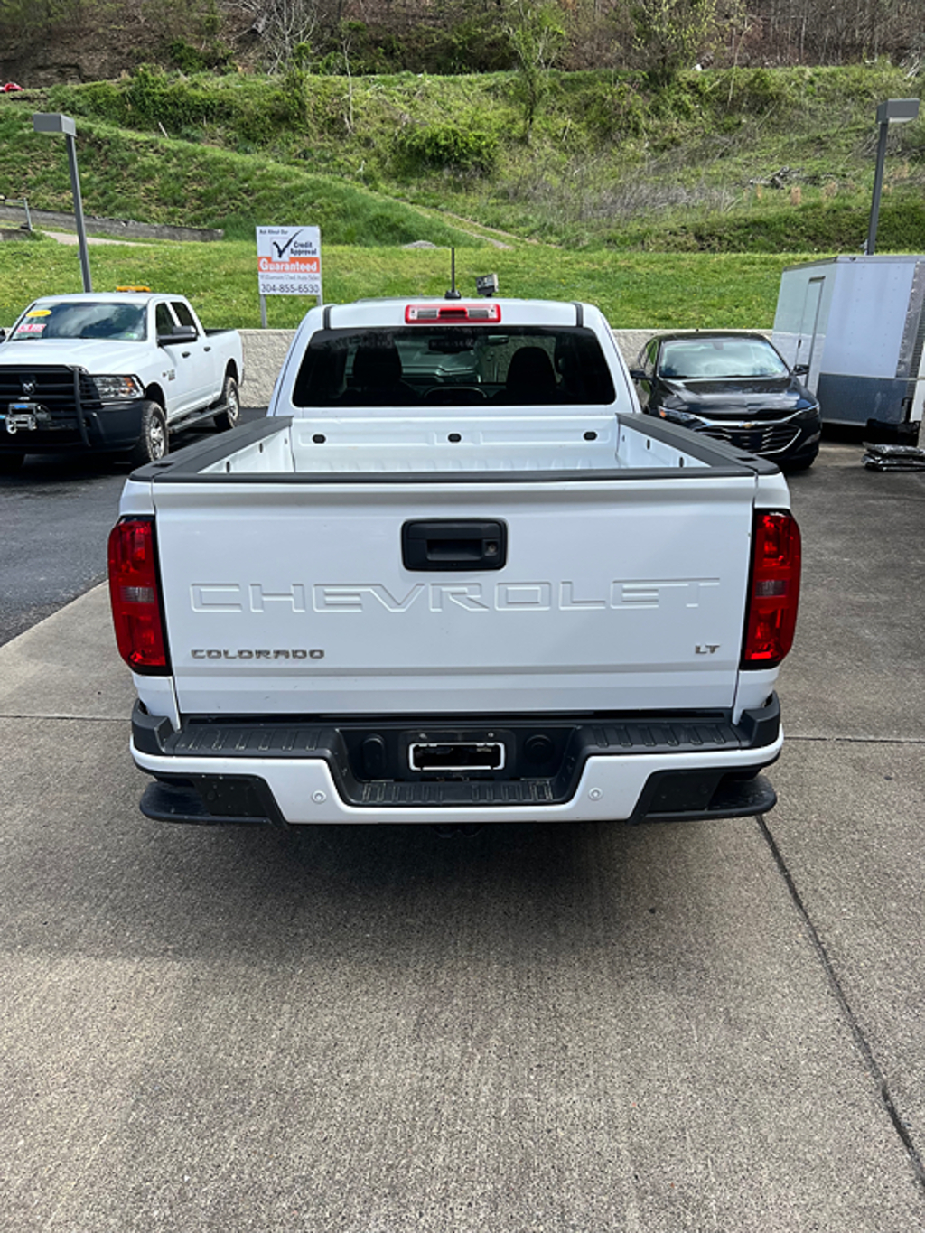 Additional photo of vehicle.