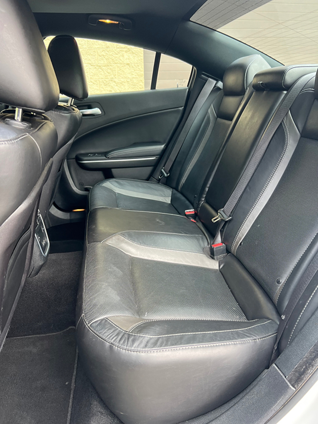 Additional photo of vehicle.