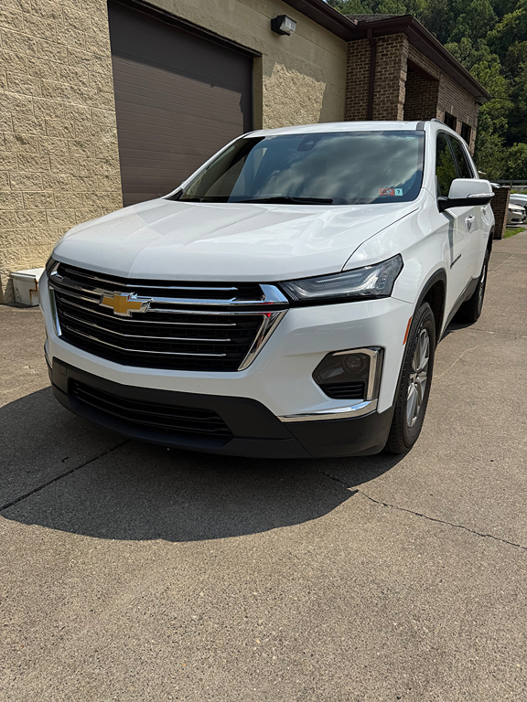 Additional photo of vehicle.