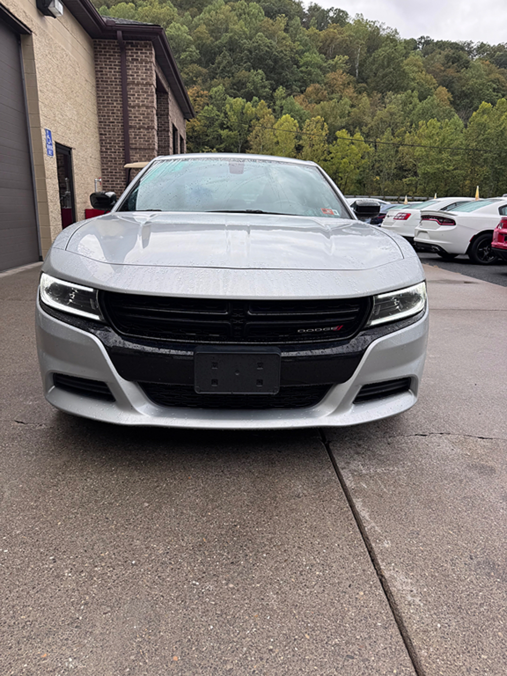 Additional photo of vehicle.