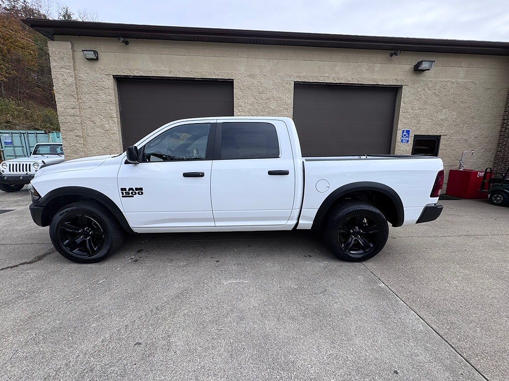 2024 RAM Ram 1500 Classic Warlock's photo