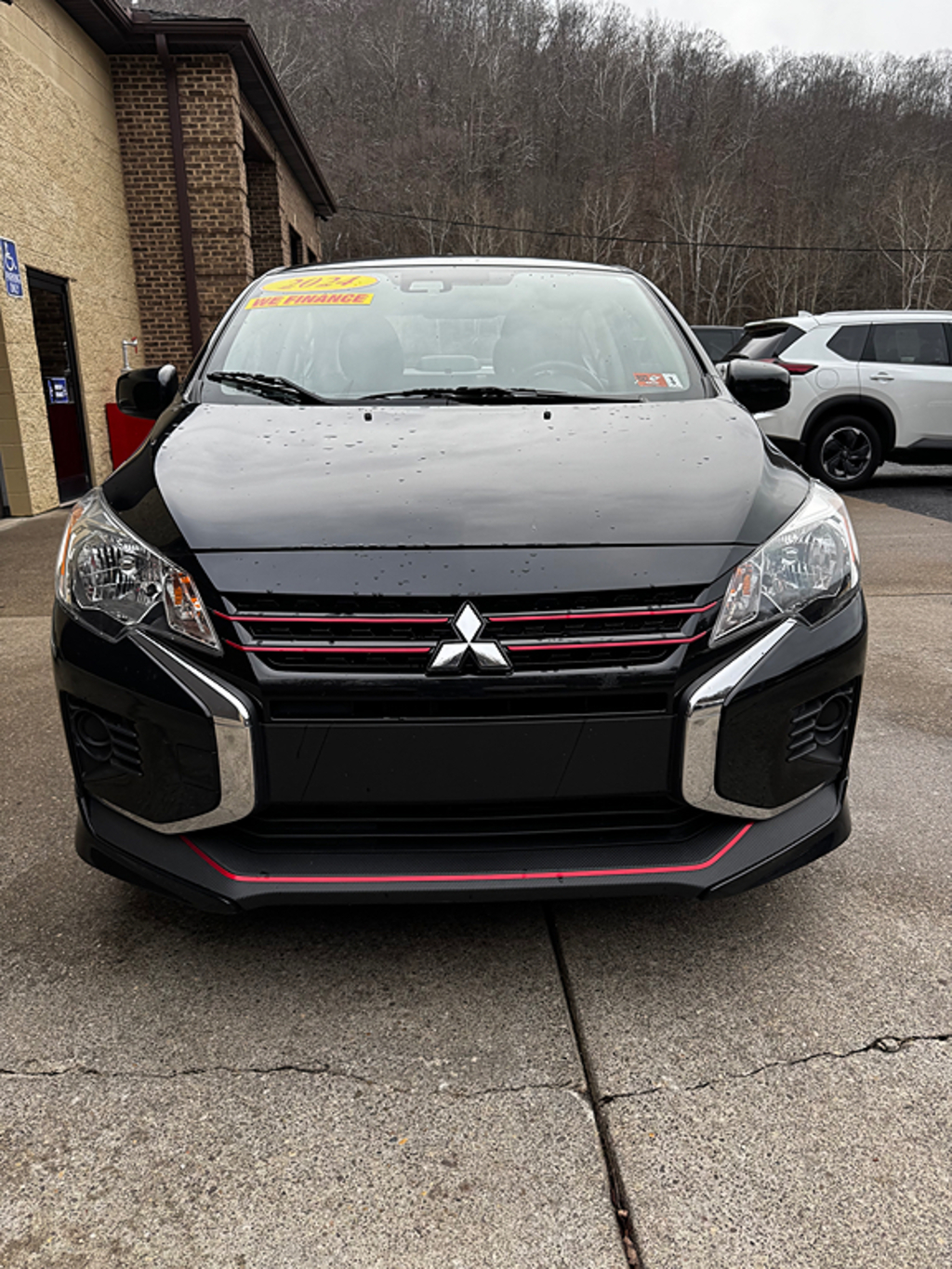 Additional photo of vehicle.