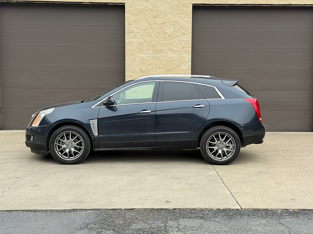 2015 Cadillac SRX Performance Collection's photo