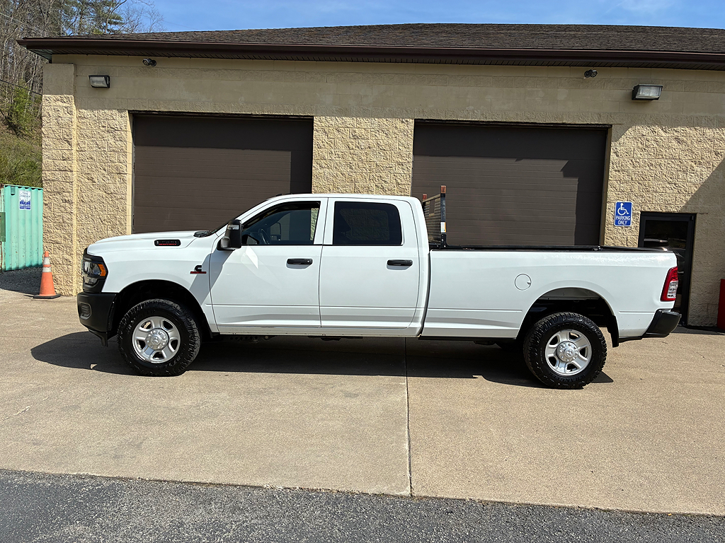 Photo of 2023 RAM 2500