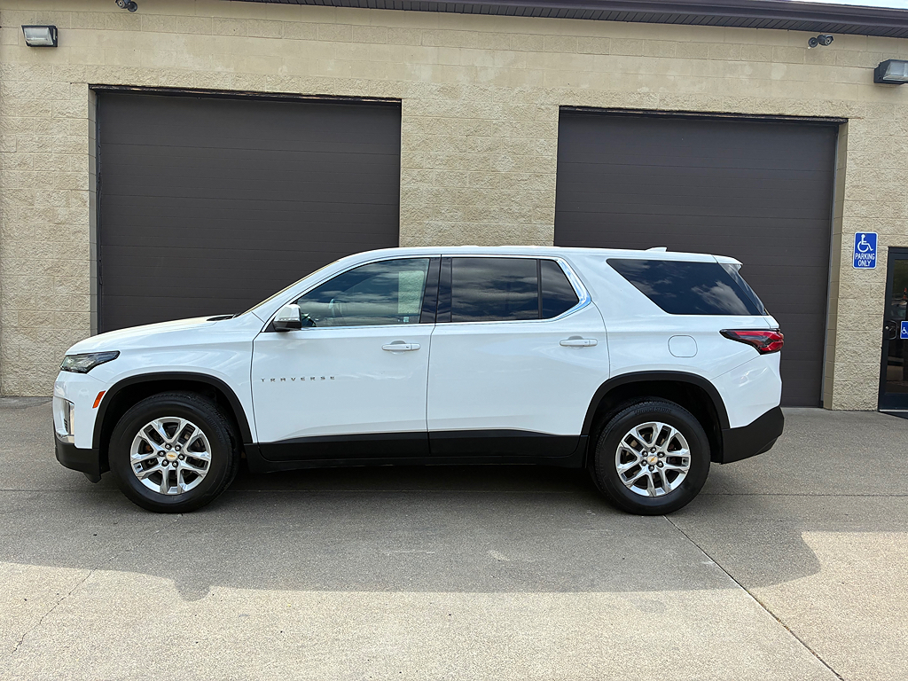 Photo of 2022 CHEVROLET TRAVERSE