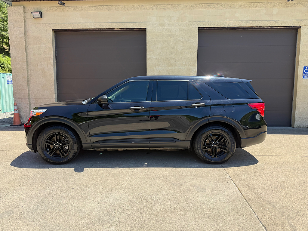 2020 Ford Explorer Base RWD's photo