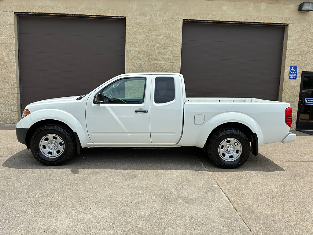 2021 Nissan Frontier S King Cab 4X2's photo