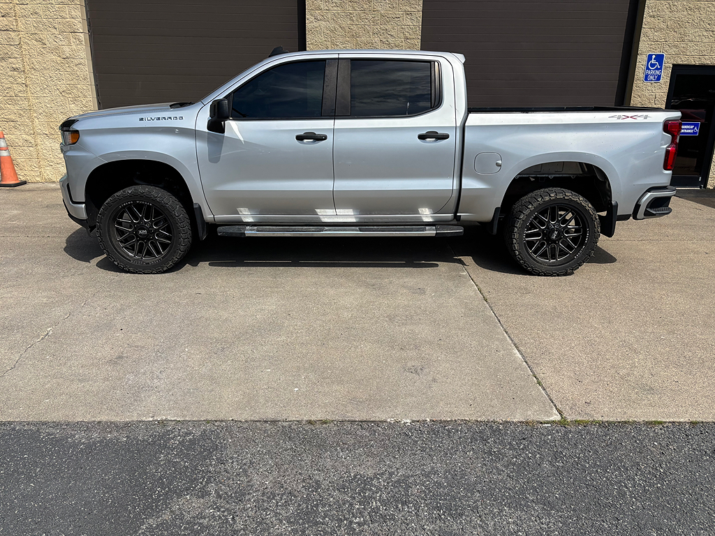 2020 Chevrolet Silverado 1500 Custom 4X4 Crew Cab Short Box's photo