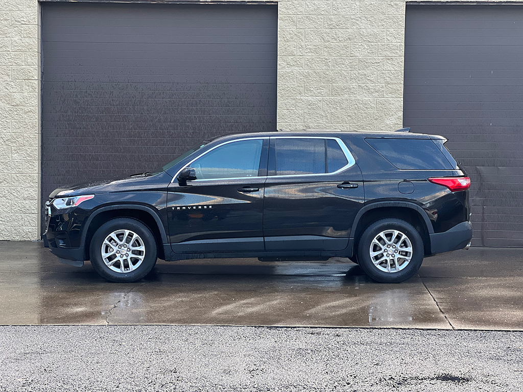 2020 Chevrolet Traverse LS's photo