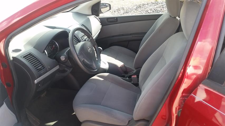 Additional photo of vehicle.