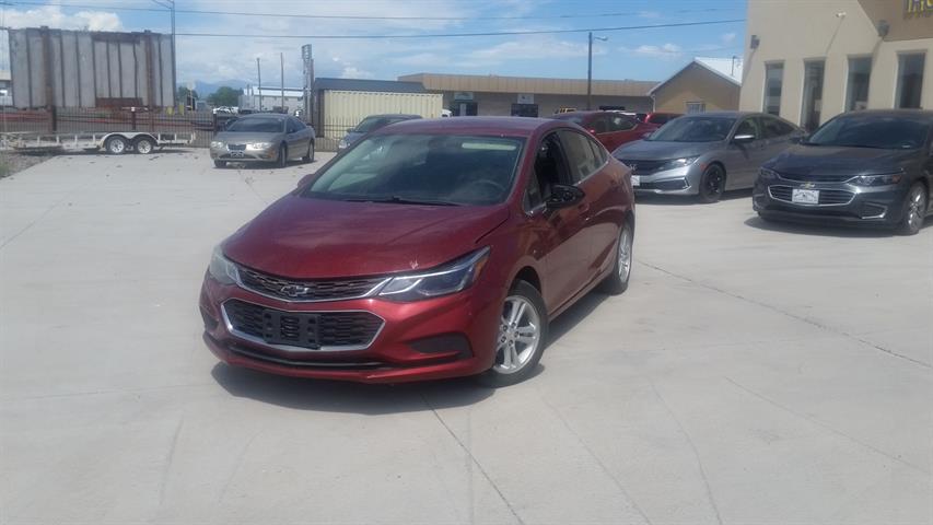 2017 Chevrolet Cruze LT - Photo 6