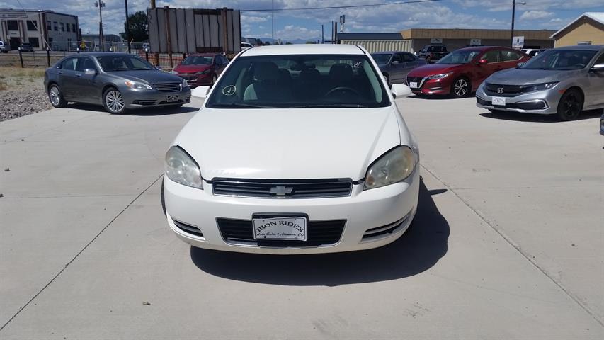 2007 Chevrolet Impala LS - Photo 2