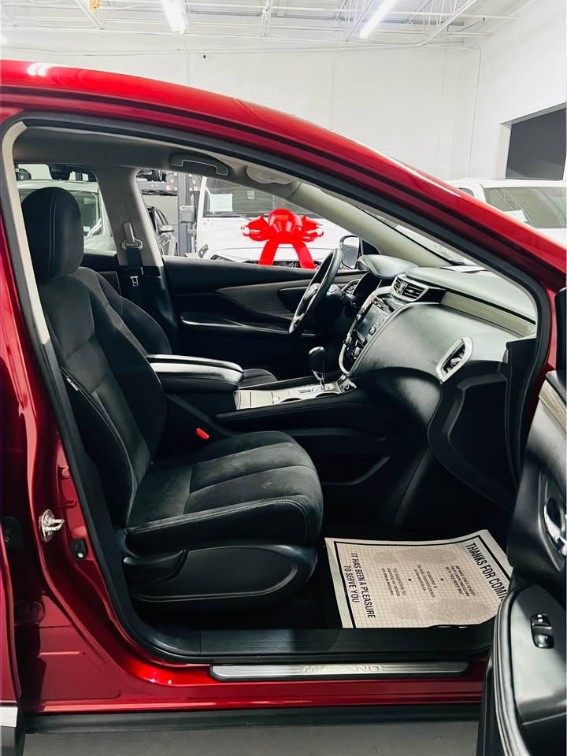 2015 Nissan Murano SV photo 2