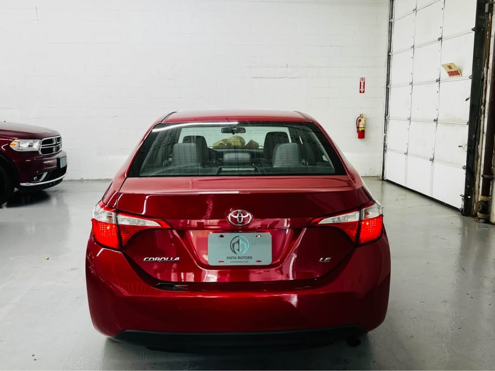 2015 Toyota Corolla LE Plus photo 14