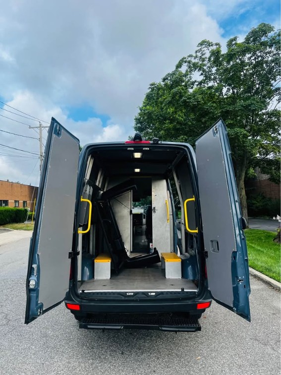 2018 Mercedes Benz Sprinter 2500 photo 8