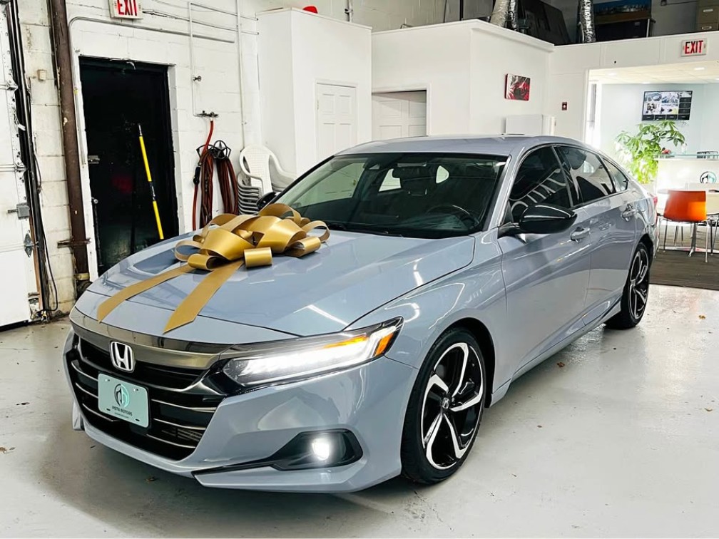 2021 Honda Accord Sport SE's photo