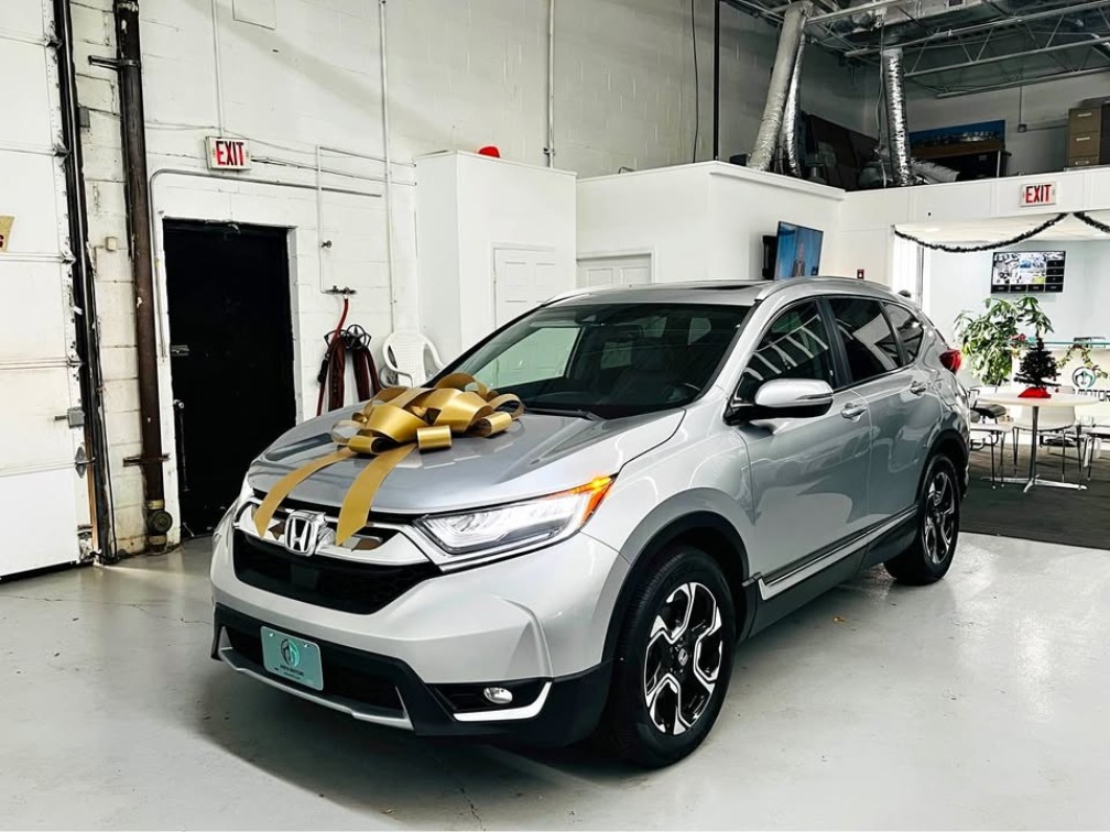 2018 Honda CR-V Touring's photo