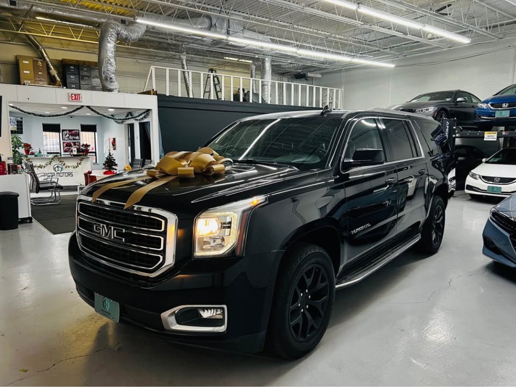 2015 GMC Yukon XL SLE's photo