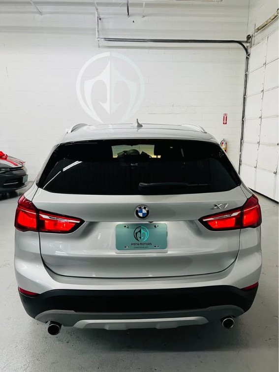 2018 BMW X1 28i - Photo 8
