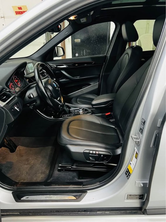 2018 BMW X1 28i - Photo 9