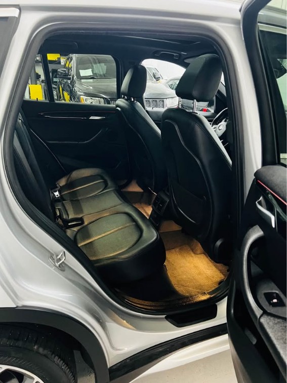 2018 BMW X1 28i - Photo 13