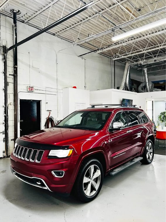 2014 Jeep Grand Cherokee Overland 4WD's photo