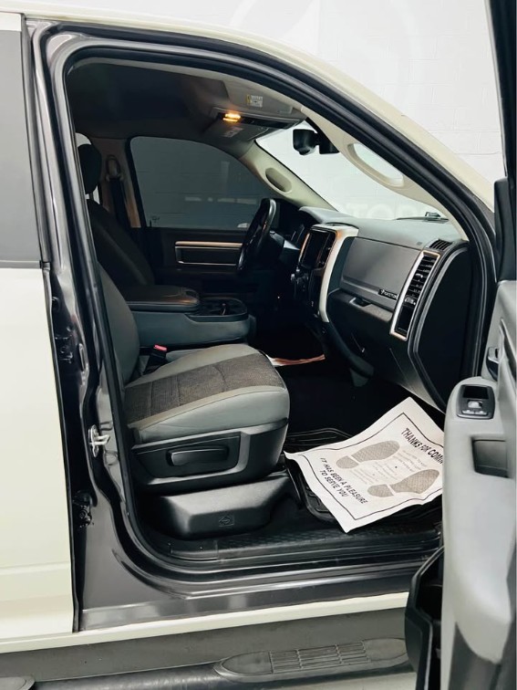 2018 RAM Ram 1500 Pickup Big Horn - Photo 13