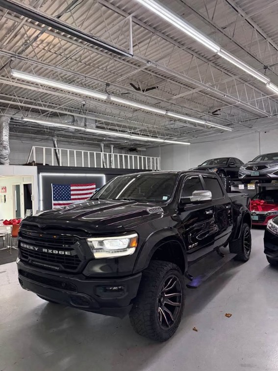 2022 RAM 1500 Laramie