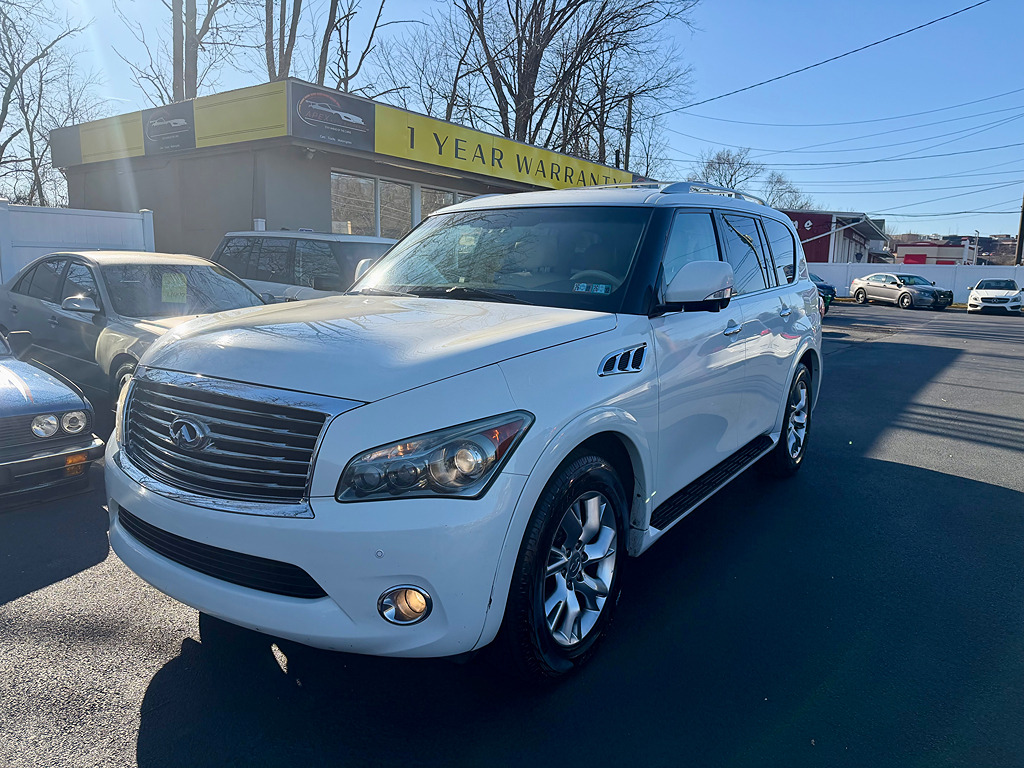 2012 INFINITI QX 56's photo