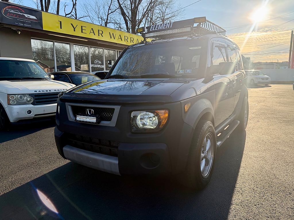 2003 Honda Element DX's photo