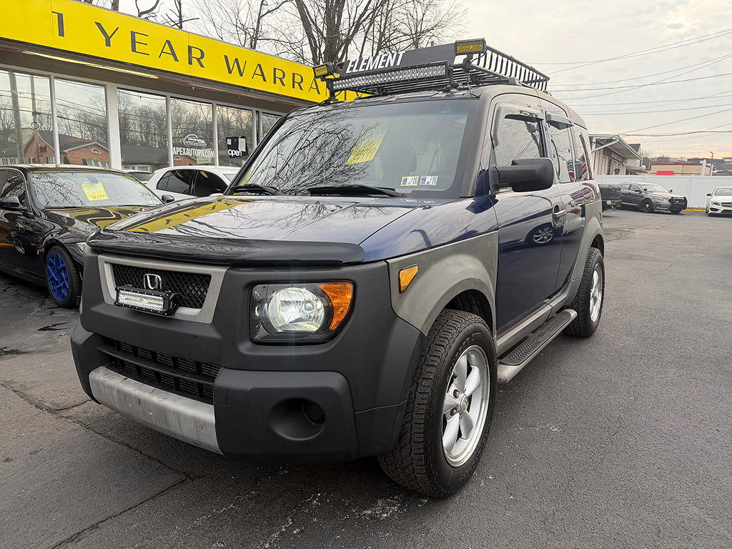 2003 Honda Element DX's photo