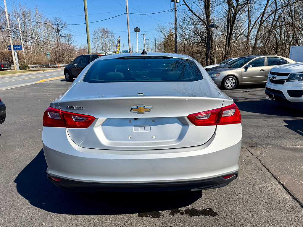 2021 Chevrolet Malibu - Photo 8