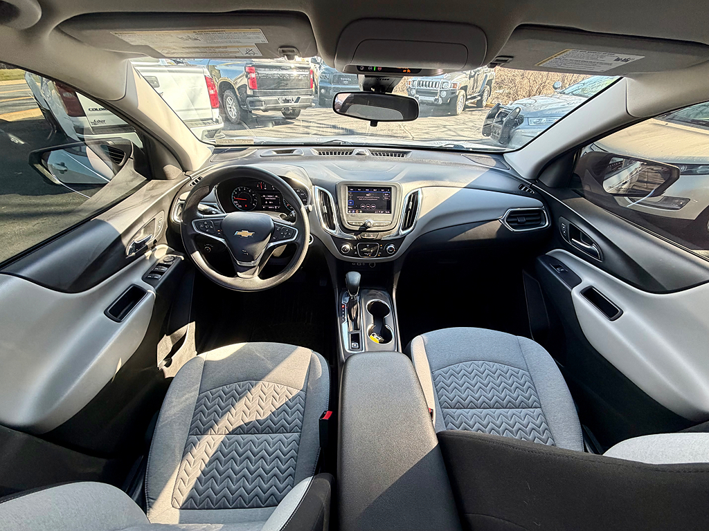 2022 Chevrolet Equinox LS - Photo 13