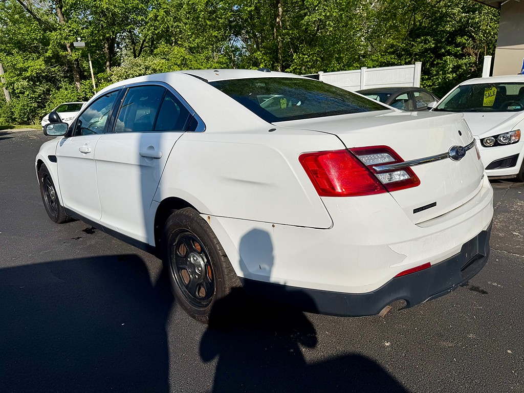 Additional photo of vehicle.