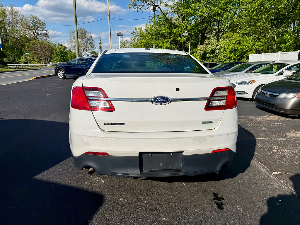 Additional photo of vehicle.