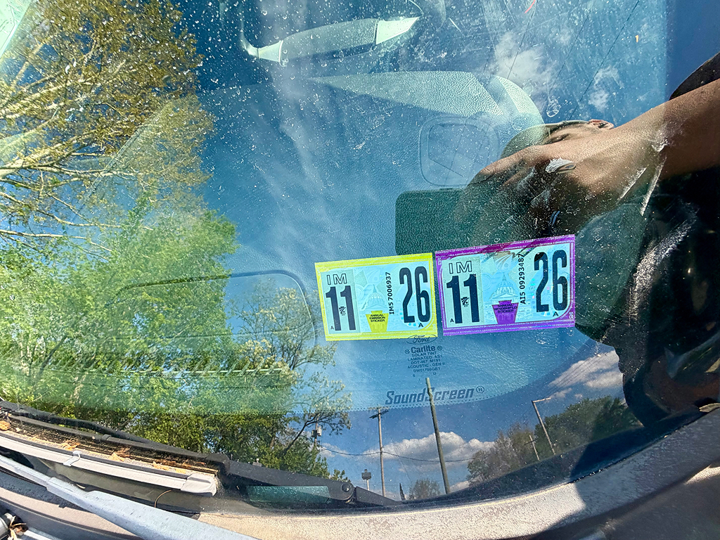 Additional photo of vehicle.