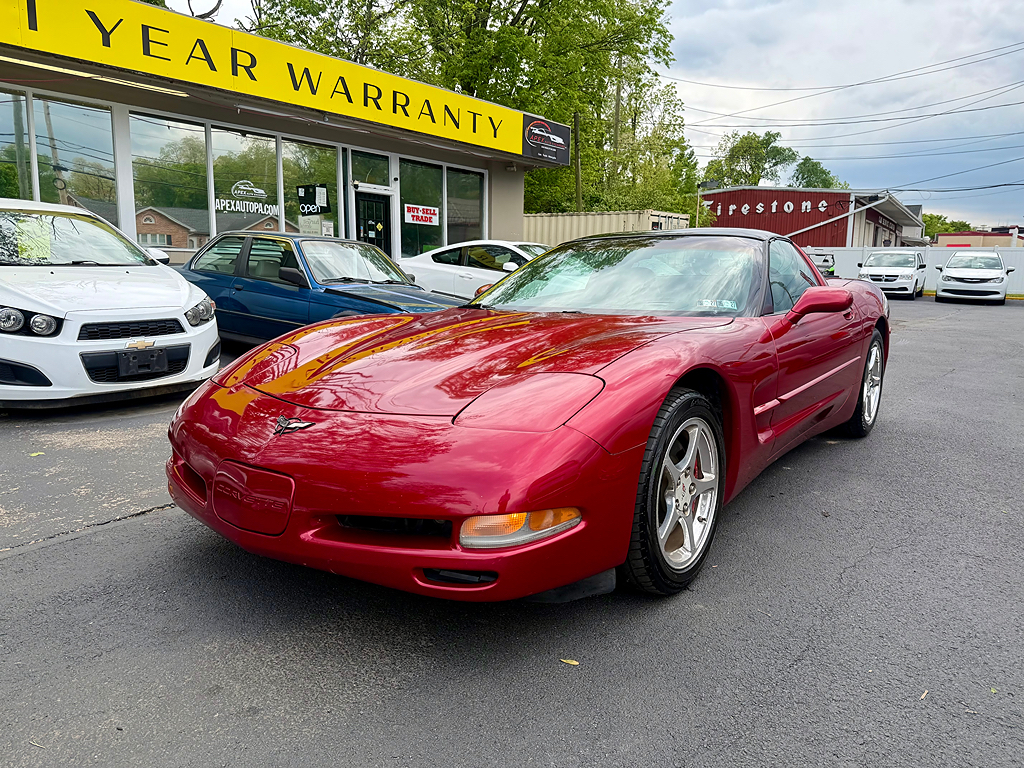 2004 Chevrolet Corvette's photo