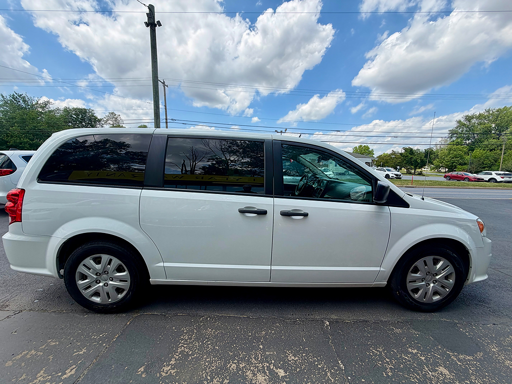 Additional photo of vehicle.
