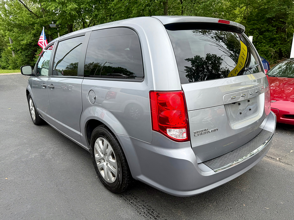 Additional photo of vehicle.