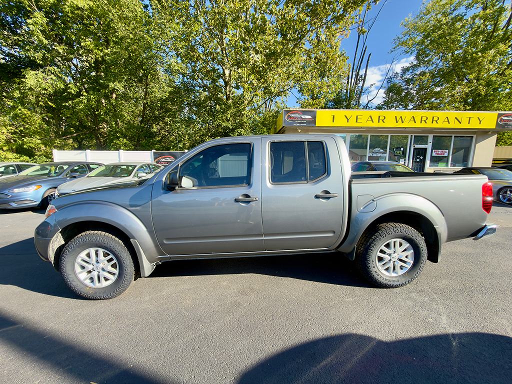 Additional photo of vehicle.