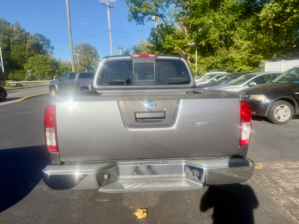 Additional photo of vehicle.